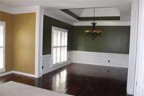 220 Village Dr, Lagrange, GA 30240 photo 9