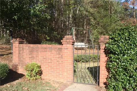 220 Village Dr, Lagrange, GA 30240 photo 42