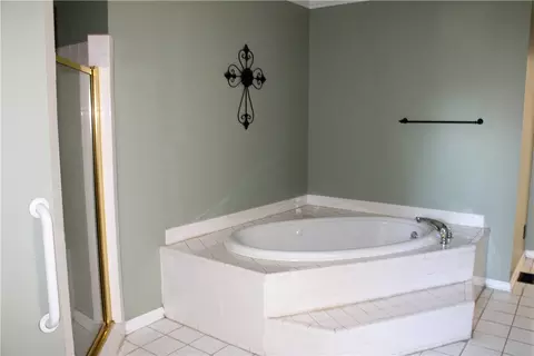 220 Village Dr, Lagrange, GA 30240 photo 35