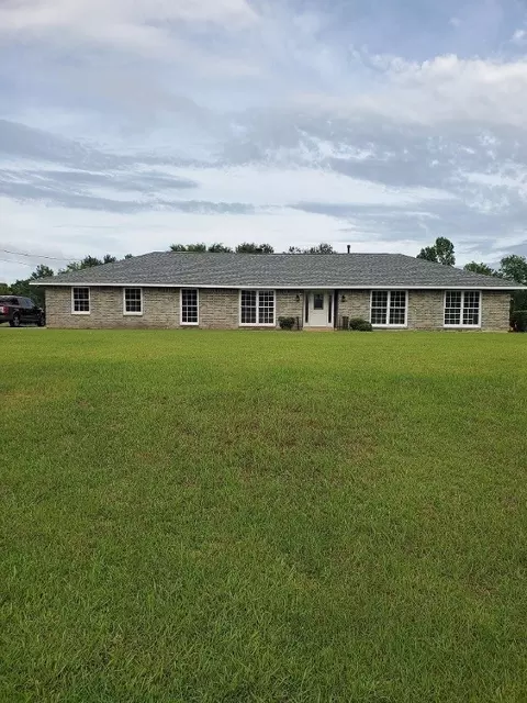 870 Mindingall Rd, Tuskegee, AL 36083