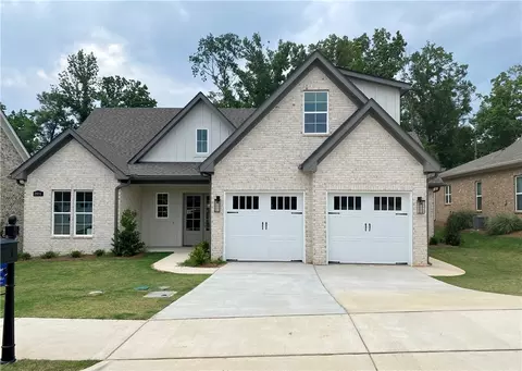 2850 Mill Lakes Rdg, Opelika, AL 36801