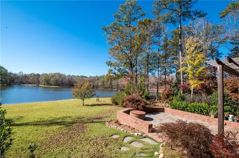 425 Cross Creek Rd, Auburn, AL 36832