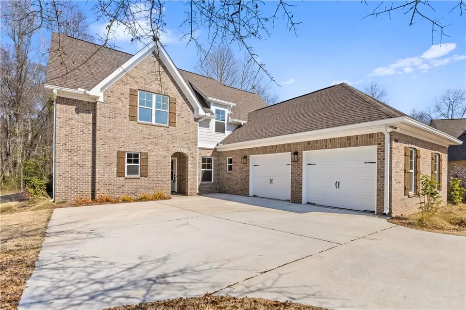 Exterior - 2348 Annandale Ln, Auburn, AL 36830 photo 1 of 5