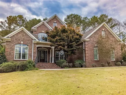 608 Potomac Dr, Auburn, AL 36830
