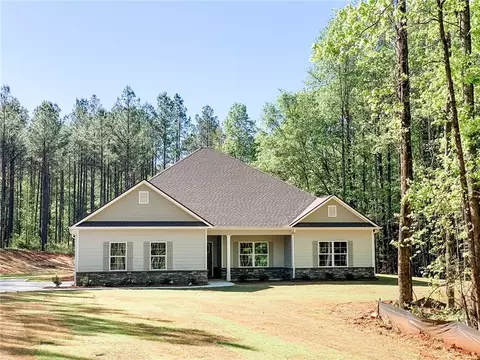 3696 Lee Road 254, Salem, AL 36874