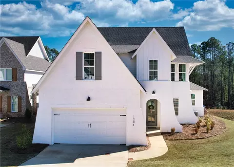 1204 Ruth Way, Auburn, AL 36830