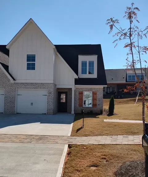 628 Thornberry Dr, Auburn, AL 36830