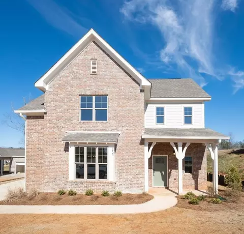 1709 Creekside Ln, Auburn, AL 36830