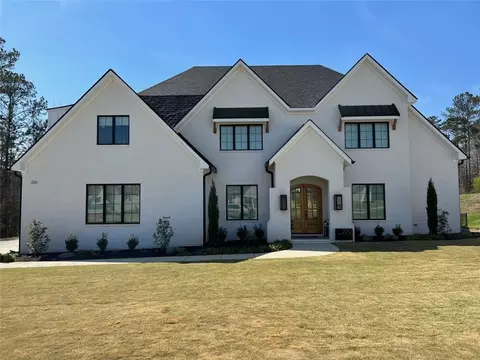 220 Bridgewater Blvd, Auburn, AL 36830