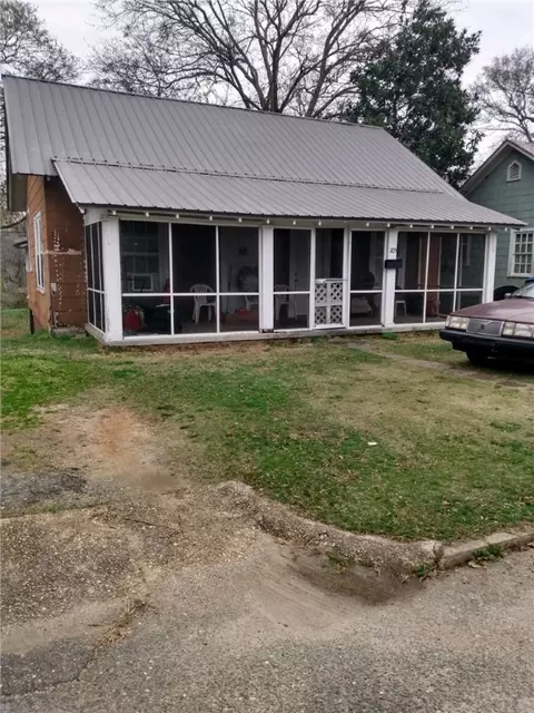 1105 Gilmer Ave, Lanett, AL 36863