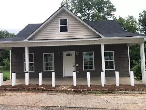 2109 E 58th St, Valley, AL 36854