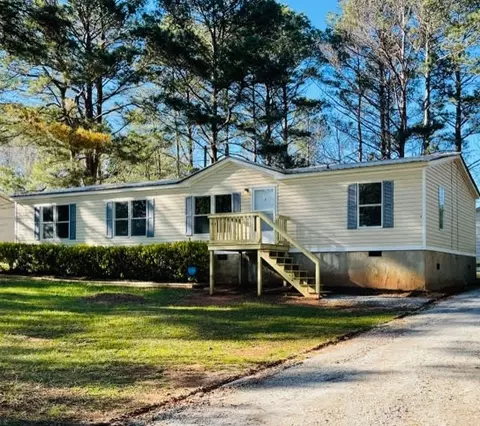1165 County Road 502, Valley, AL 36854