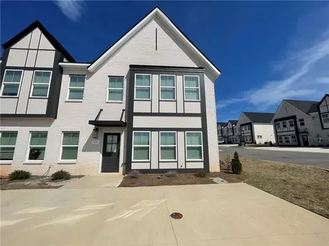 501 Waterpoint Way, Opelika, AL 36801