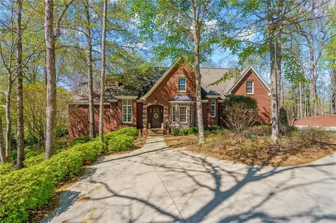 475 Nottingham Dr, Auburn, AL 36830