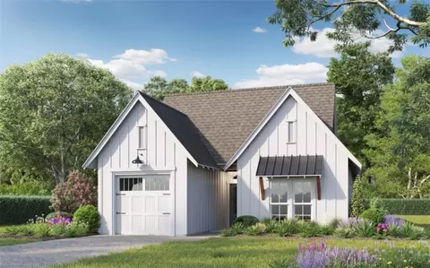 1295 Woodland Cir, Opelika, AL 36801