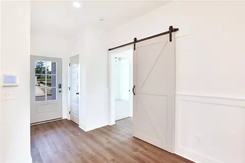 1004 Crossing Ct E, Valley, AL 36854 photo 11
