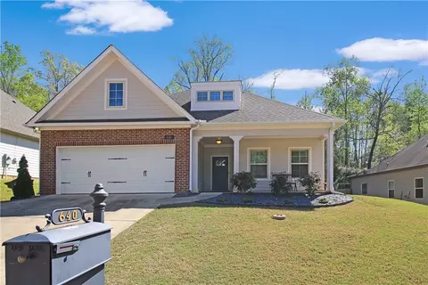 640 Anders Ct, Auburn, AL 36830