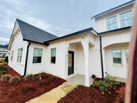 505 Grey Oak Cir, Auburn, AL 36830