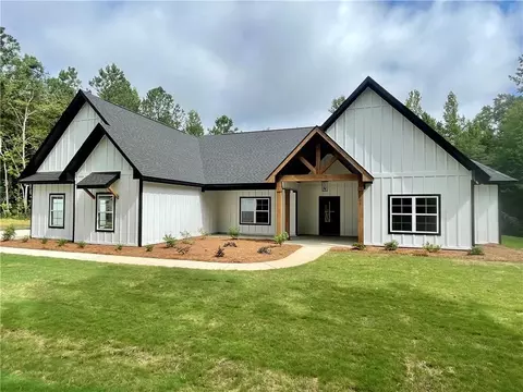 8323 Lee Road 145, Salem, AL 36874