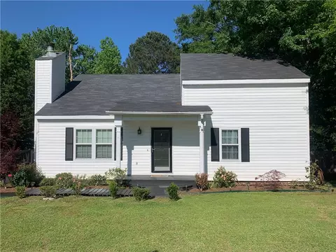 601 Groce St, Opelika, AL 36801