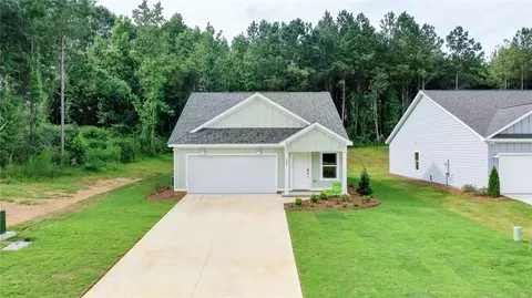100 Gray St, Opelika, AL 36801