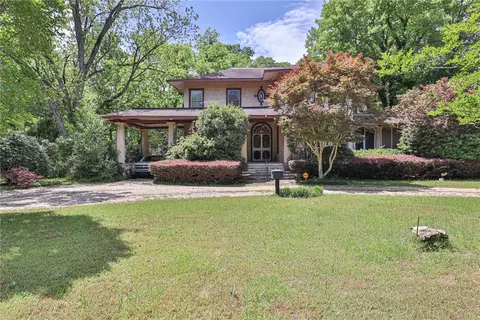 902 S Main St, Tuskegee, AL 36083