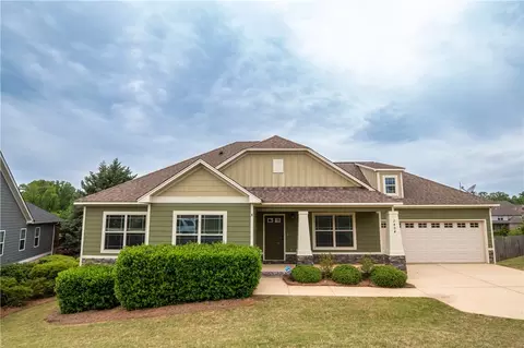 2404 Waterstone Cir, Auburn, AL 36832