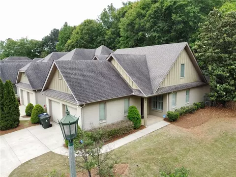 699 Midtowne Ct, Auburn, AL 36830