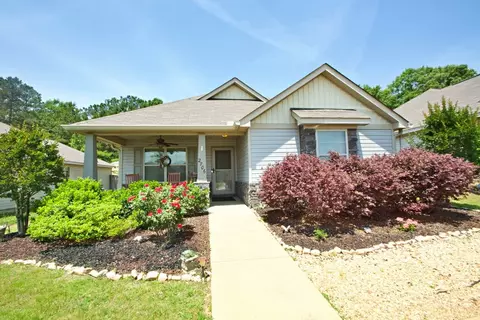 2706 Brittany Ln, Opelika, AL 36804