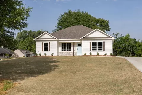 21 Lee Road 2052, Phenix City, AL 36870