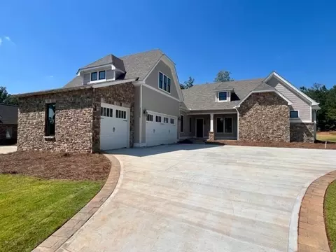 3266 Turkey Hill Cir, Opelika, AL 36801