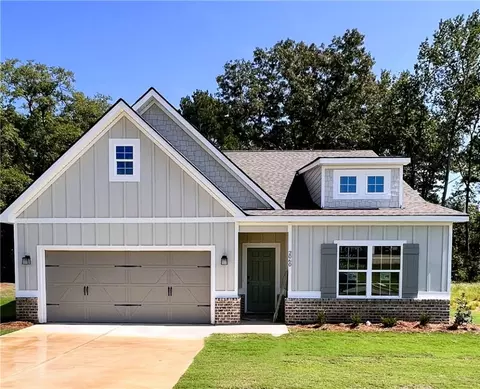 2060 Webbed Way, Opelika, AL 36804