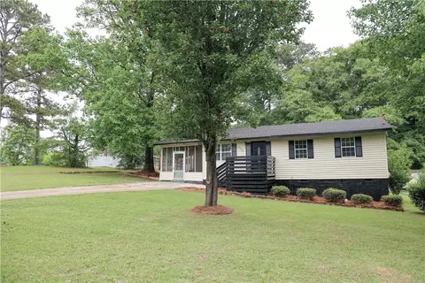 2309 Edwards Rd, Opelika, AL 36804
