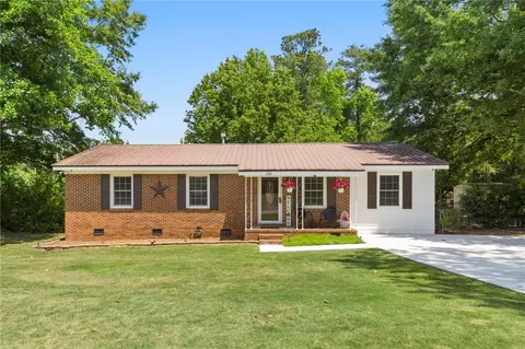306 Hall Ave, Opelika, AL 36804
