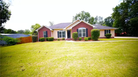 143 Lee Road 520, Phenix City, AL 36870