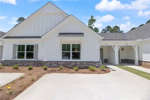 339 Morris Ave #A1, Opelika, AL 36801