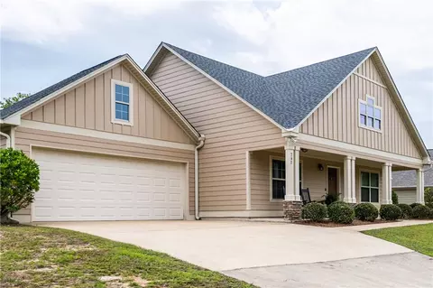 742 Lundy Chase Dr, Auburn, AL 36832