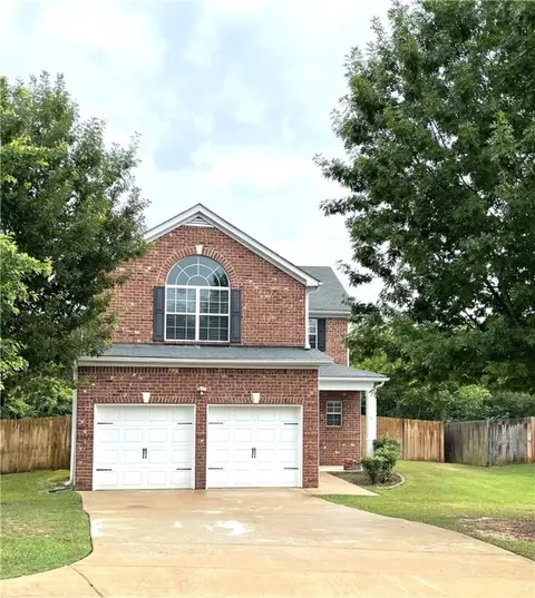 1304 Adie St, Phenix City, AL 36867