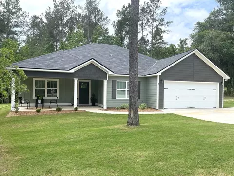 8 Taylor Way, Phenix City, AL 36869