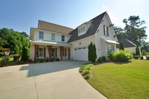 1700 Overhill Ct, Auburn, AL 36830