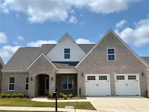2871 Mill Lakes Rdg, Opelika, AL 36801