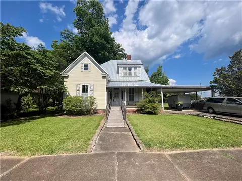 110 Main Ave N, Sylacauga, AL 35151