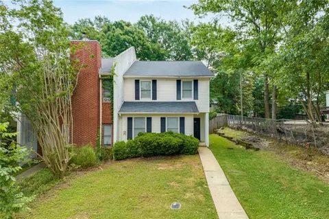 506 Heritage Ct, Auburn, AL 36830