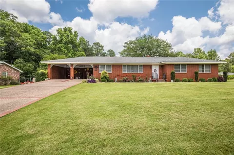 400 Highland Ave, Opelika, AL 36801