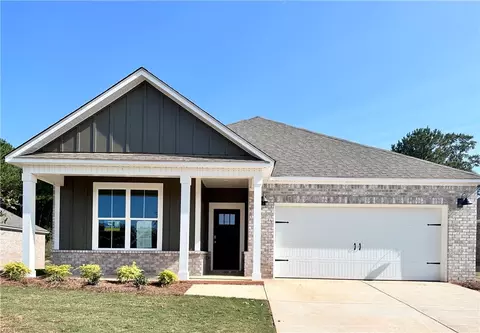 2522 Farmville Lakes Dr, Auburn, AL 36830