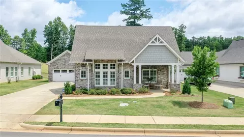 2630 Mill Lakes Rdg, Opelika, AL 36801