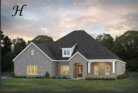 2070 Brock Dr, Opelika, AL 36801