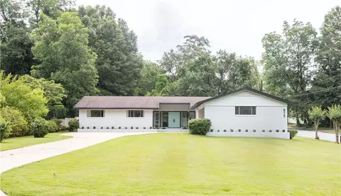 815 6th Ave, Opelika, AL 36801