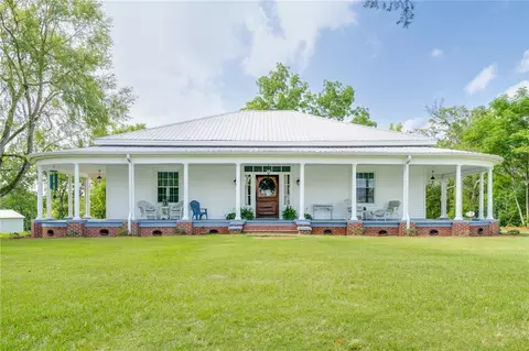 481 E Main St, Notasulga, AL 36866