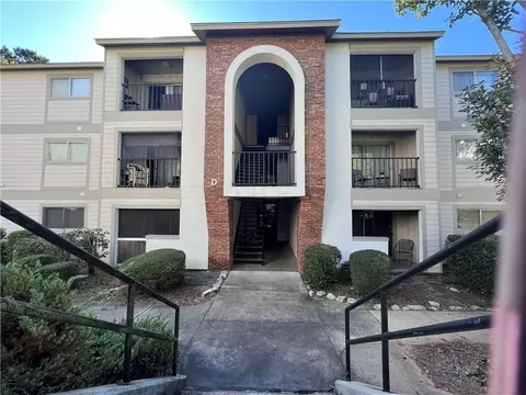 601 N Gay St #D103, Auburn, AL 36830